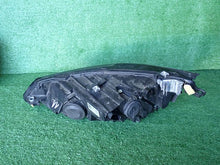 Load image into Gallery viewer, Frontscheinwerfer VW Golf VIII 5H1941006 Rechts Scheinwerfer Headlight SCH1852816338ey