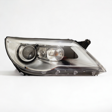 Laden Sie das Bild in den Galerie-Viewer, Frontscheinwerfer VW Tiguan 5N1941032T Xenon Rechts Scheinwerfer Headlight