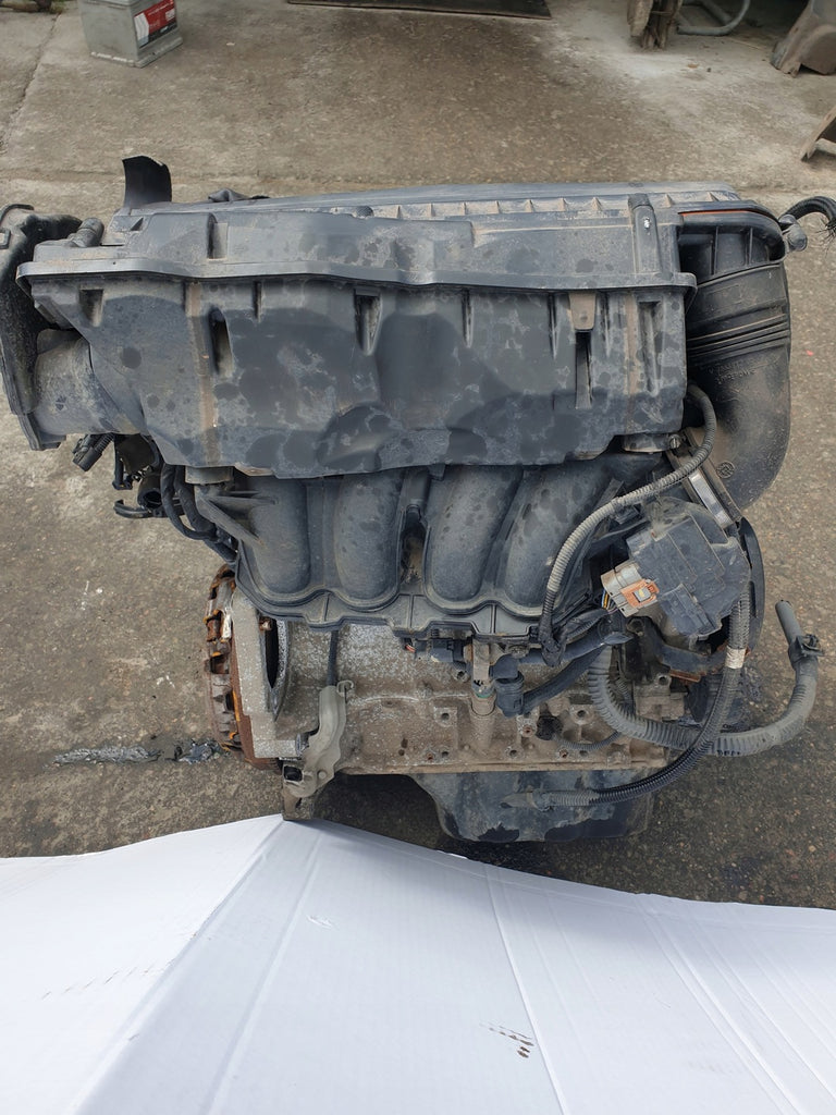 Motor Peugeot 208 I 10FGAN 8F01 1.4 VTI 95PS 175TKm Benzin Engine Unkomplett
