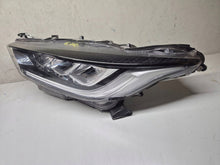 Laden Sie das Bild in den Galerie-Viewer, Frontscheinwerfer Toyota 4 Yaris ZWW2374 Links Scheinwerfer Headlight SCH8391362930xf