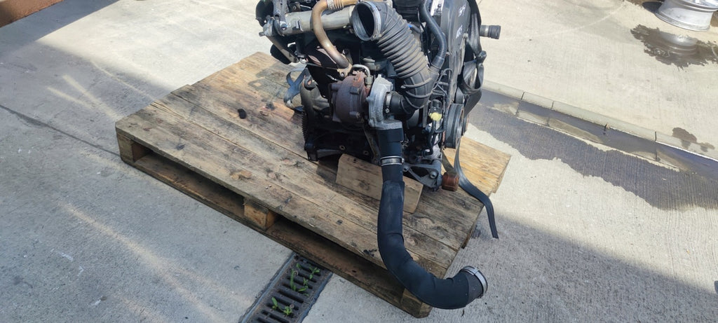 Motor Audi B8 CAGA 2.0 TDI 143PS 105kW 2013 Diesel Engine Komplett