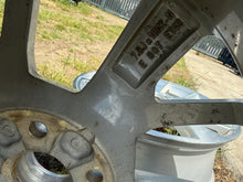 Load image into Gallery viewer, 1x Alufelge 18 Zoll 7.0" 5x112 43ET 83A601025J Audi Q3 Rim Wheel FEL7672962100hn