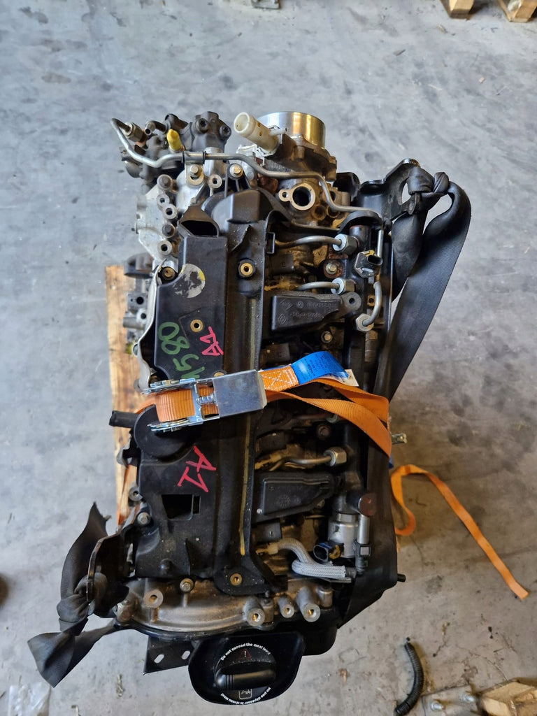 Motor Mercedes-Benz 699 301 303 305 2.3 CDI 23TKm 2019 Diesel Engine Unkomplett