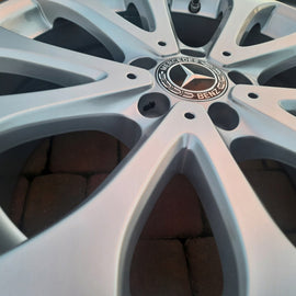 4x Alufelge 18 Zoll 8.0