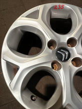 Laden Sie das Bild in den Galerie-Viewer, 1x Alufelge 16 Zoll 6.0" 4x108 22ET Glanz Silber 9687753077 Citroën C3 Ii FEL3085974392yc