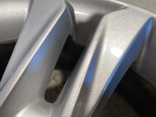 Laden Sie das Bild in den Galerie-Viewer, 1x Alufelge 16 Zoll 6.5&quot; 5x114.3 50ET 52910-A6370 Hyundai Elantra Rim Wheel