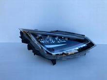 Laden Sie das Bild in den Galerie-Viewer, Frontscheinwerfer Seat Ibiza V 6F1941008C Rechts Scheinwerfer Headlight