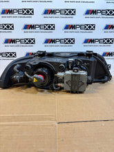 Laden Sie das Bild in den Galerie-Viewer, Frontscheinwerfer BMW E39 8159305 Xenon Links Scheinwerfer Headlight SCH4676163496su
