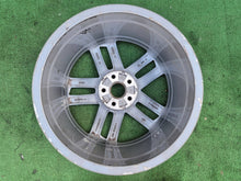 Laden Sie das Bild in den Galerie-Viewer, 1x Alufelge 18 Zoll 5x112 8V0601025DG Audi A3 Rim Wheel FEL7186221857bv