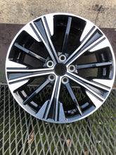 Laden Sie das Bild in den Galerie-Viewer, 1x Alufelge 18 Zoll 7.0" 5x114.3 38ET 4250D789 Mitsubishi Eclipse Cross FEL5830277933lv