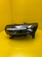 Laden Sie das Bild in den Galerie-Viewer, Frontscheinwerfer Dacia Duster 260603515R LED Links Scheinwerfer Headlight SCH6106278081fq