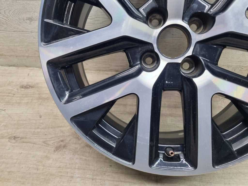 1x Alufelge 17 Zoll 4x100 403000765R Renault Captur Ii Rim Wheel FEL8074972145kr