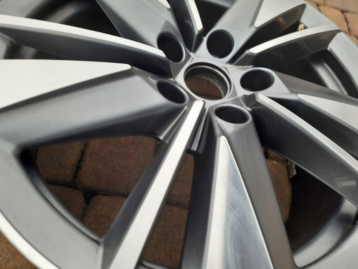 1x Alufelge 17 Zoll 7.0" 5x112 45ET Graphit 57A601025 Seat Karoq Rim Wheel FEL4045677512hp