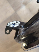 Load image into Gallery viewer, Frontscheinwerfer Toyota Yaris EUK0-8 LED Links Scheinwerfer Headlight SCH2139761572vw