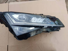 Laden Sie das Bild in den Galerie-Viewer, Frontscheinwerfer Skoda Superb III 3V1941016D Rechts Scheinwerfer Headlight SCH7904501797eb
