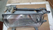 Load image into Gallery viewer, Frontscheinwerfer Audi 80 B2 004121717 Links Scheinwerfer Headlight SCH3499401096tz
