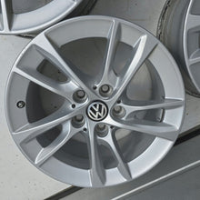 Load image into Gallery viewer, 4x Alufelge 16 Zoll 7.0" 5x112 47ET 6855083 BMW 4 Caddy V Golf VII Touran FEL5981274834ke