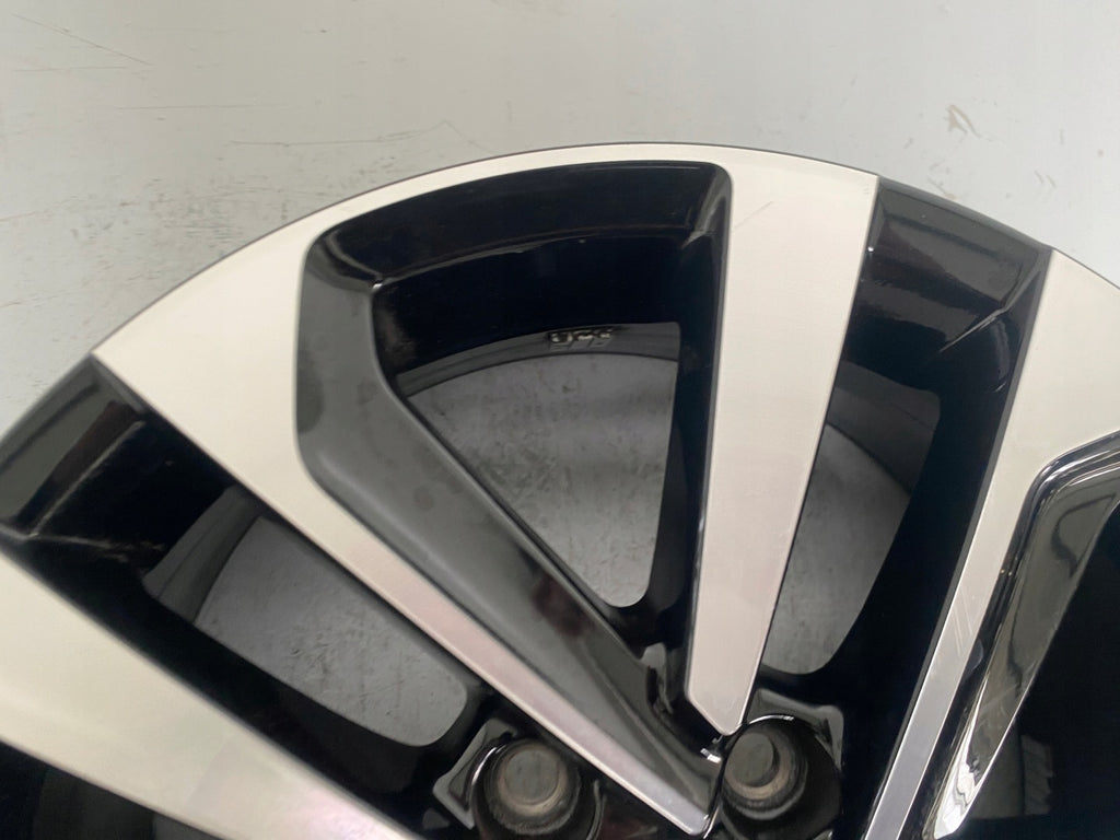 1x Alufelge 16 Zoll 6.5" 5x112 46ET Glanz Schwarz 5G0601025 VW Golf Vii FEL9769203165fz