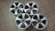 Laden Sie das Bild in den Galerie-Viewer, 4x Alufelge 17 Zoll 7.5" 5x112 40ET Glanz Silber A2134011200 Mercedes-Benz W213 FEL6848152272yn
