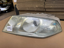Laden Sie das Bild in den Galerie-Viewer, Frontscheinwerfer Skoda Octavia II Xenon Links Scheinwerfer Headlight SCH9815857295ku