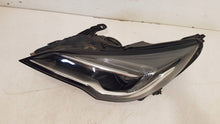 Laden Sie das Bild in den Galerie-Viewer, Frontscheinwerfer Opel Astra K 39158005 Links Scheinwerfer Headlight SCH5585772828eh