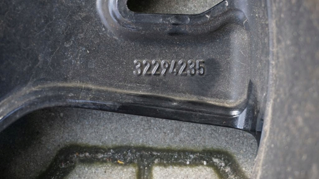 1x Alufelge 18 Zoll 8.0" 5x108 42ET Schwarz 32294235 Volvo Xc60 Rim Wheel