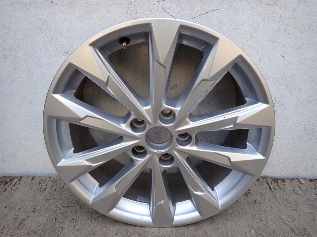 1x Alufelge 18 Zoll 7.0" 5x112 43ET Glanz Silber 83A601025G Audi Q3 Rim Wheel FEL5559065395ws