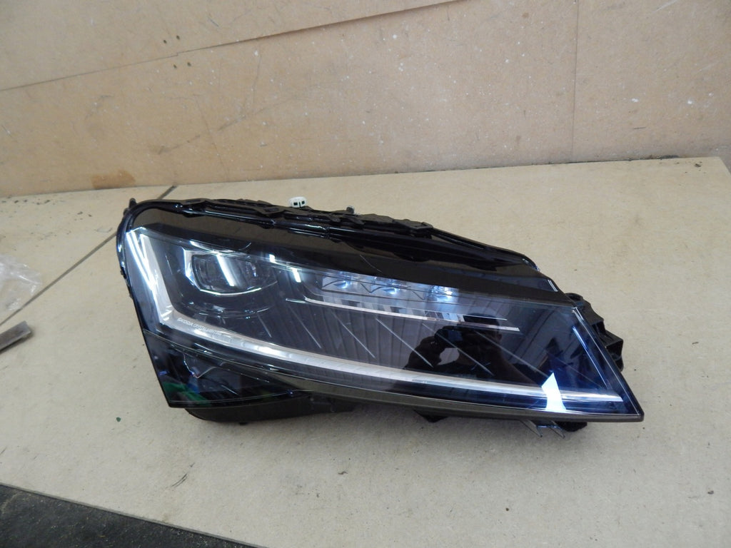 Frontscheinwerfer Skoda Superb III 3V1941016D Rechts Scheinwerfer Headlight SCH6501100464wc