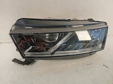 Laden Sie das Bild in den Galerie-Viewer, Frontscheinwerfer Skoda Octavia IV 5E4941015A Links Scheinwerfer Headlight SCH1810434496qb
