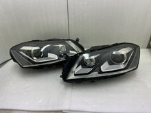 Laden Sie das Bild in den Galerie-Viewer, Frontscheinwerfer VW Passat B7 3AB941751 3AB941752 Bi-Xenon Ein Satz Headlight SCH5794235837aw