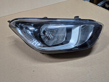 Laden Sie das Bild in den Galerie-Viewer, Frontscheinwerfer Hyundai I20 II 92102-4P500 Rechts Scheinwerfer Headlight SCH1983345544ai
