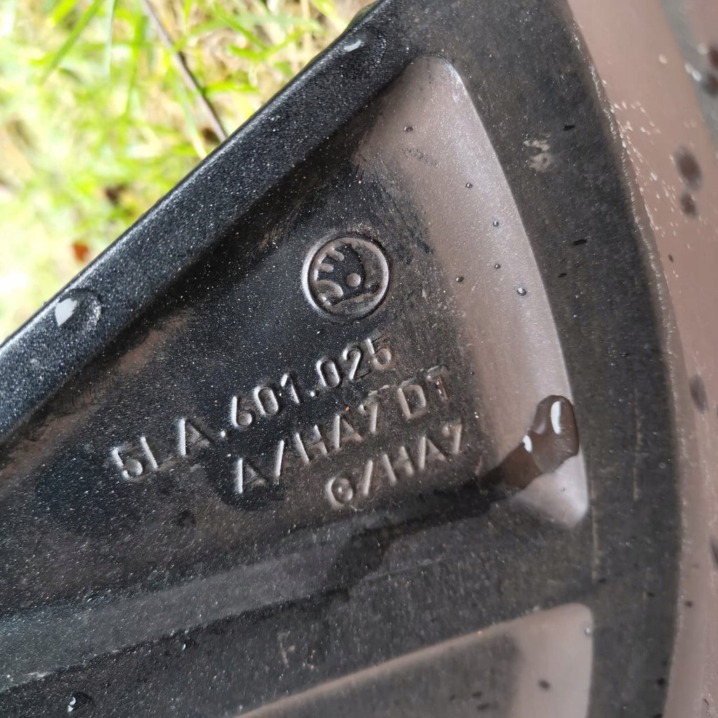 1x Alufelge 19 Zoll 8.0" 5x112 45ET Glanz Silber 5LA601025A Skoda Enyaq FEL2073776843sq