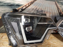 Laden Sie das Bild in den Galerie-Viewer, Frontscheinwerfer Kia Niro 92101-AT LED Ein Satz Scheinwerfer Headlight