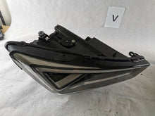 Load image into Gallery viewer, Frontscheinwerfer Seat Tarraco 5FJ941008G FULL LED Rechts Scheinwerfer Headlight