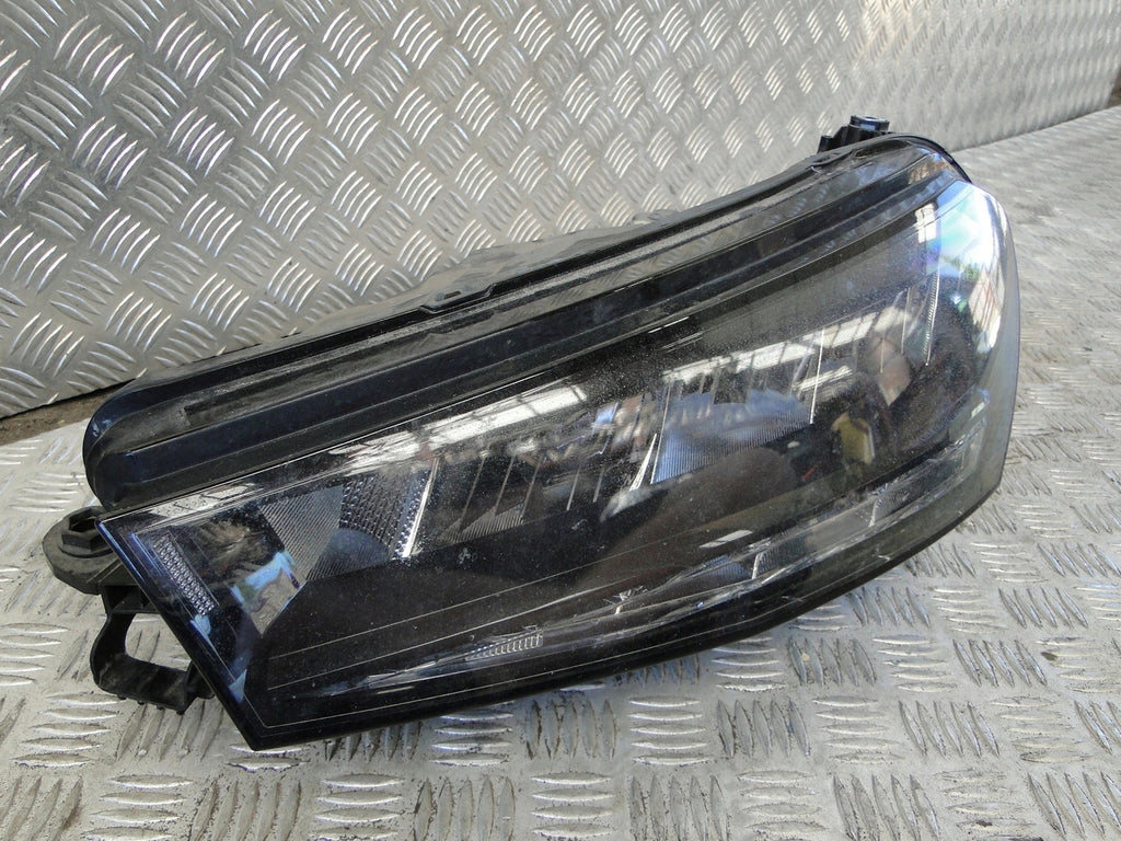 Frontscheinwerfer Skoda Fabia I 6VB941015 LED Ein Stück (Rechts oder Links)