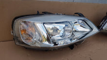 Laden Sie das Bild in den Galerie-Viewer, Frontscheinwerfer Opel Astra 93170272 93170273 Xenon Ein Satz Headlight SCH9341113250hn
