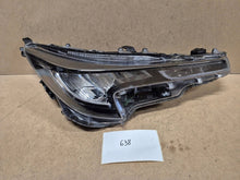 Load image into Gallery viewer, Frontscheinwerfer Toyota Corolla 81110-02S60 Full LED Rechts Headlight SCH7553196685fp