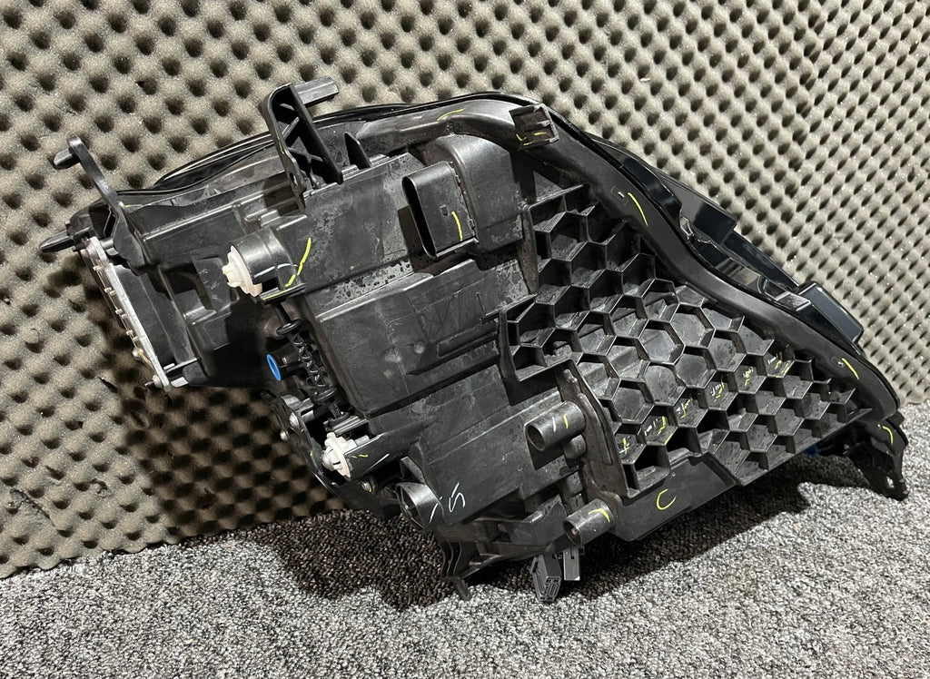 Frontscheinwerfer Volvo S60 III 32273030 LED Ein Stück (Rechts oder Links) SCH3083810545xq