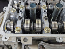 Load image into Gallery viewer, Motor Toyota Auris A1ZR-F12U 1.6 132PS 2018 Benzin Engine Unkomplett MOT8060353619zv