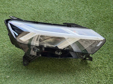 Laden Sie das Bild in den Galerie-Viewer, Frontscheinwerfer Dacia Sandero III Logan 260107978R Rechts Headlight SCH5121358298nb