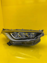 Laden Sie das Bild in den Galerie-Viewer, Frontscheinwerfer Toyota 4 Yaris LED Rechts Scheinwerfer Headlight SCH7002010329mn