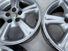 Load image into Gallery viewer, 4x Alufelge 15 Zoll 6.0" 5x100 39ET Toyota Rim Wheel FEL4324666437mr