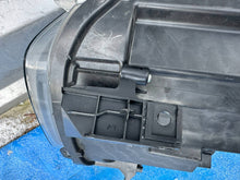 Laden Sie das Bild in den Galerie-Viewer, Frontscheinwerfer Dacia Duster 260602465R Links Scheinwerfer Headlight SCH9871569262fg