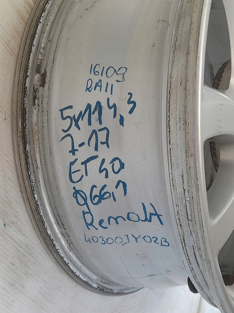 1x Alufelge 17 Zoll 7.0" 5x114.3 40ET Glanz Silber 40300JY02B Renault Rim Wheel