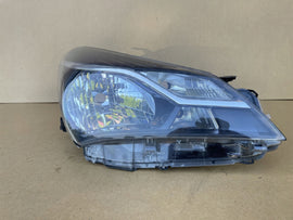 Frontscheinwerfer Toyota Yaris Rechts Scheinwerfer Headlight