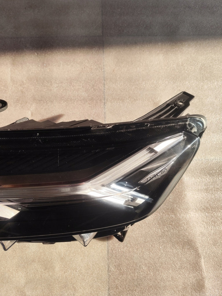 Frontscheinwerfer Dacia Sandero III 260606033R Links Scheinwerfer Headlight SCH3686931430zf