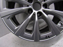 Laden Sie das Bild in den Galerie-Viewer, 1x Alufelge 17 Zoll 7.5" 5x112 30ET Glanz Silber 7915323 BMW 3 G21 G20 Rim Wheel FEL1702632759ra