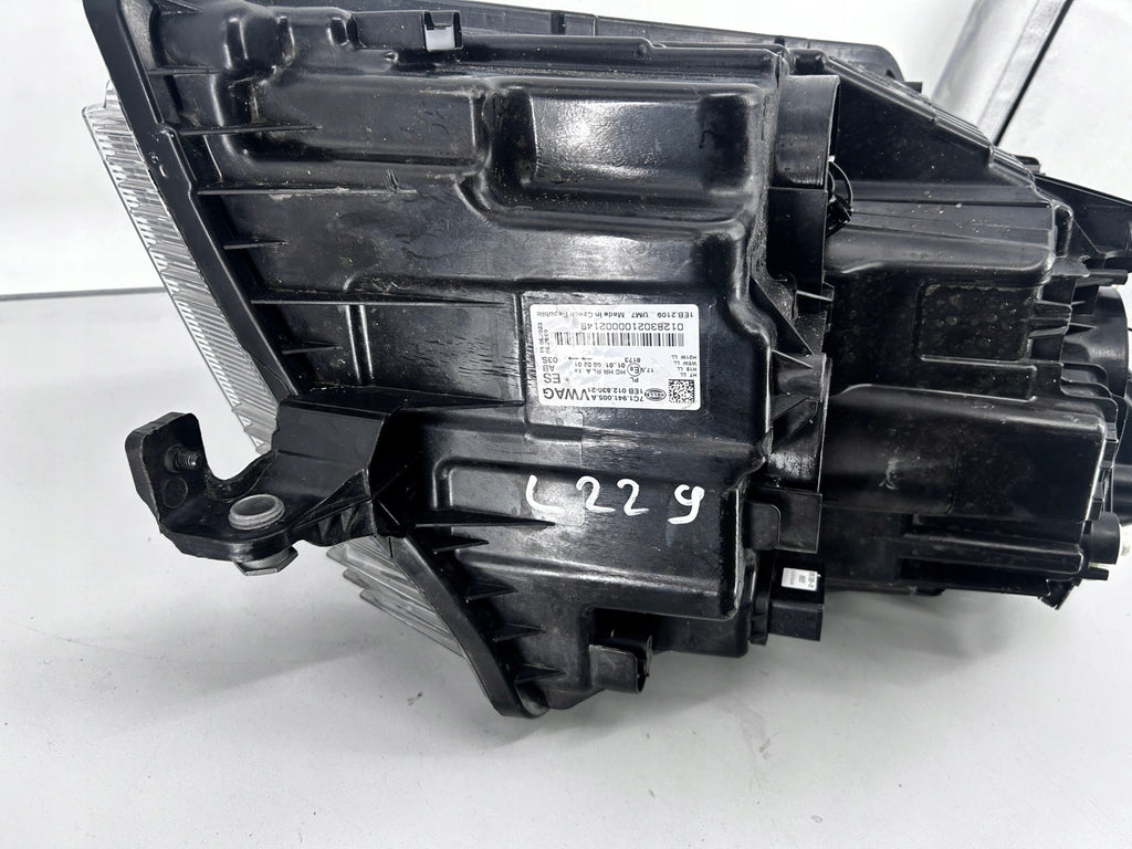 Frontscheinwerfer VW Crafter 7C1941005A Ein Stück (Rechts oder Links) Headlight SCH2867623030vy