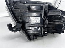 Load image into Gallery viewer, Frontscheinwerfer VW Crafter 7C1941005A Ein Stück (Rechts oder Links) Headlight SCH2867623030vy