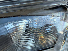 Laden Sie das Bild in den Galerie-Viewer, Frontscheinwerfer Audi A6 C6 4F0941003CP Links Scheinwerfer Headlight SCH7615188359yt